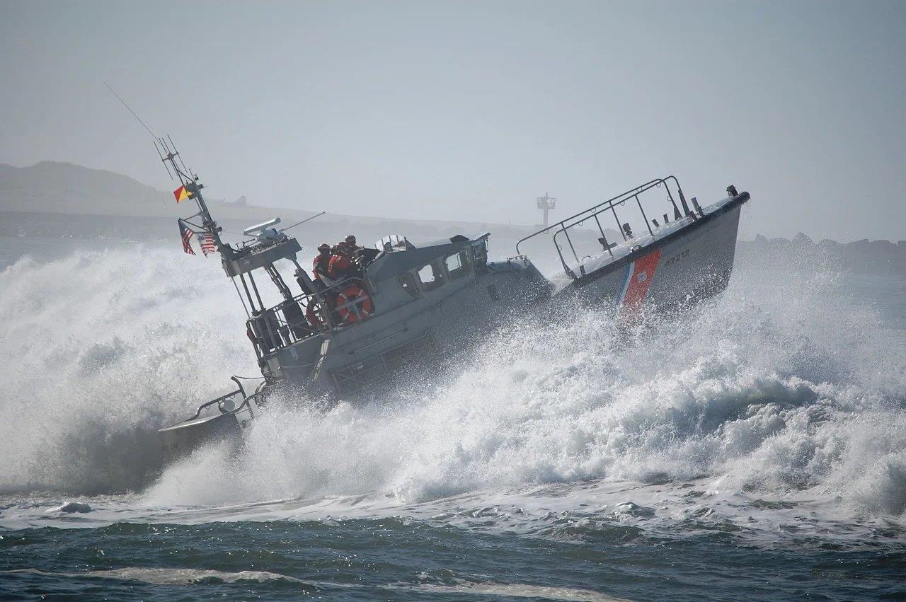 New England Coast Guard Stories - Dyke Hendrickson LR